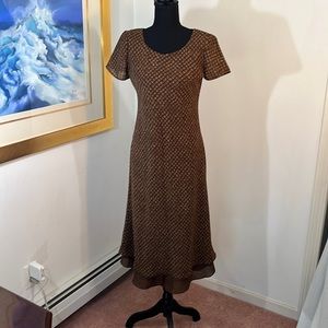 Brown pattern midi dress. Size 6